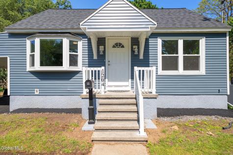1204 Hemlock Street Schenectady NY 12306
