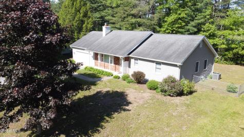 7 Sweetbriar Lane Queensbury NY 12804