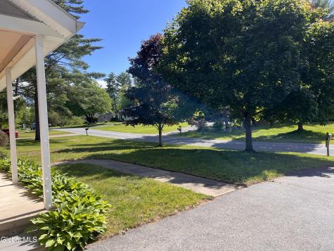 7 Sweetbriar Lane Queensbury NY 12804