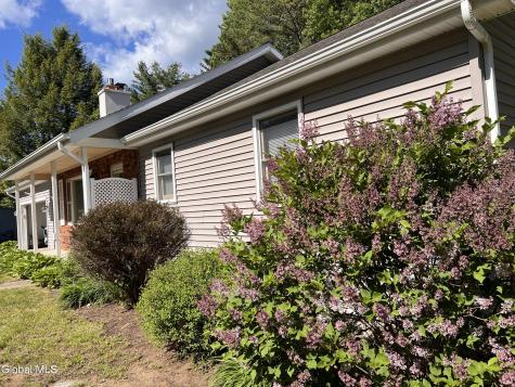 7 Sweetbriar Lane Queensbury NY 12804