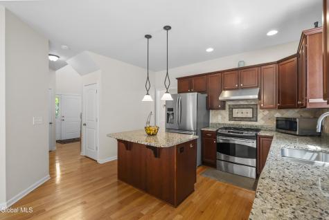 13 Carlson Way Clifton Park NY 12065