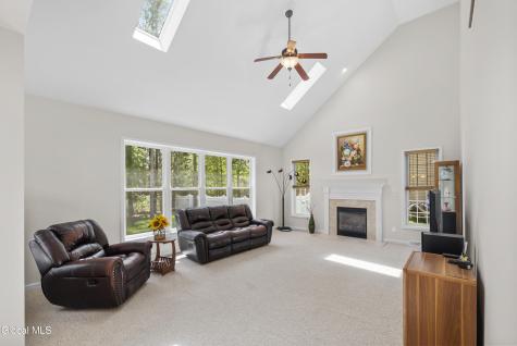 13 Carlson Way Clifton Park NY 12065