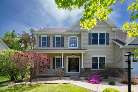 13 Carlson Way Clifton Park NY 12065
