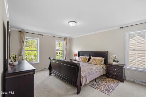 13 Carlson Way Clifton Park NY 12065