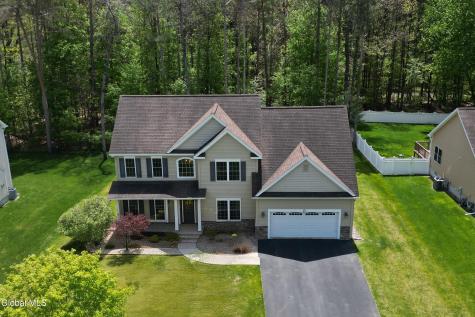 13 Carlson Way Clifton Park NY 12065