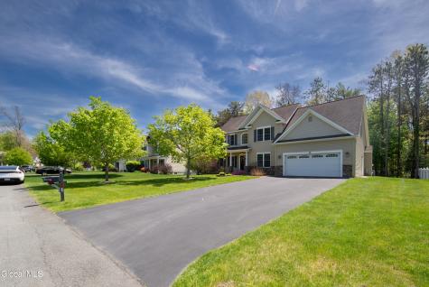 13 Carlson Way Clifton Park NY 12065