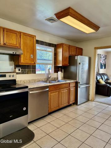 331 Madison Avenue Rensselaer NY 12144