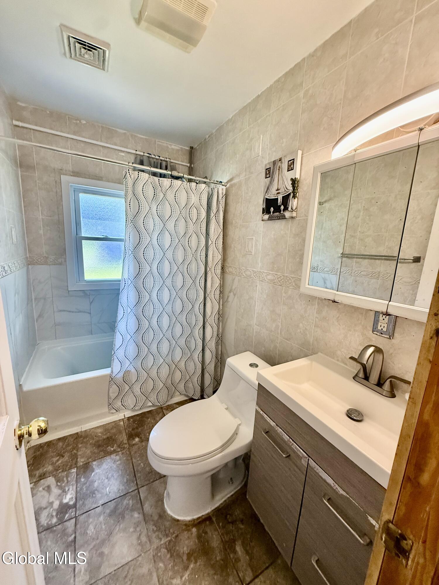 331 Madison Avenue Rensselaer NY 12144