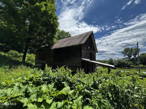 21 River Road Buskirk NY 12028