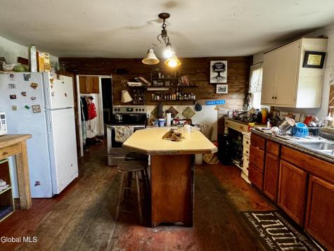 21 River Road Buskirk NY 12028