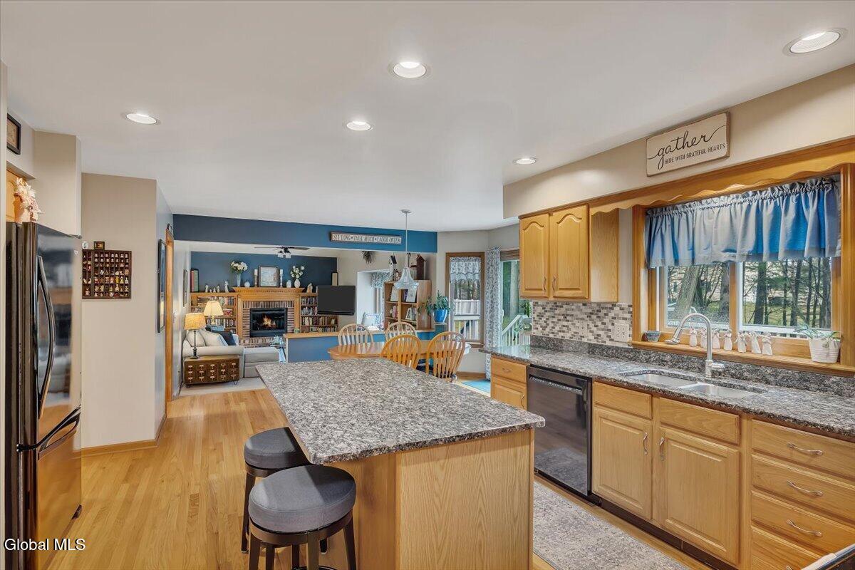 7008 Kevin Lane Schenectady NY 12303