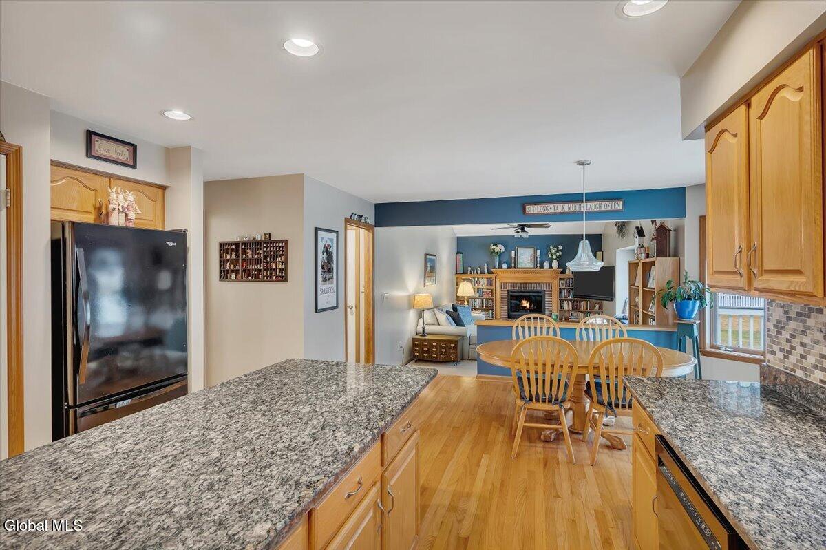 7008 Kevin Lane Schenectady NY 12303