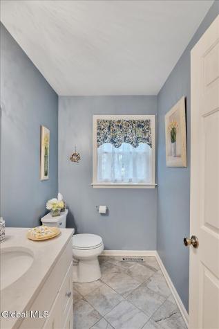 7008 Kevin Lane Schenectady NY 12303