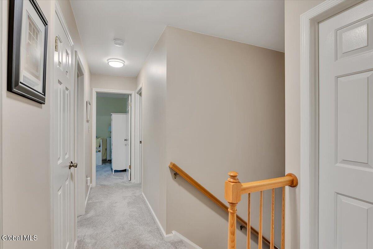 7008 Kevin Lane Schenectady NY 12303