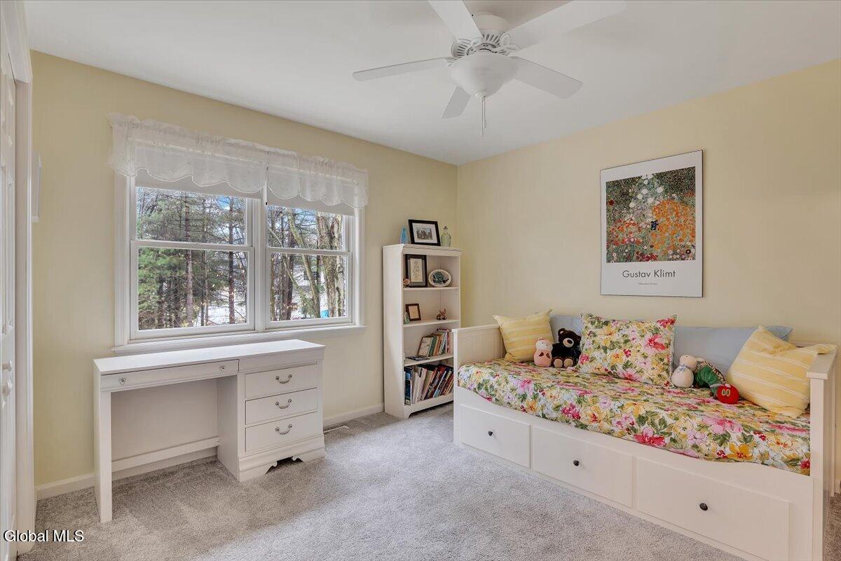 7008 Kevin Lane Schenectady NY 12303