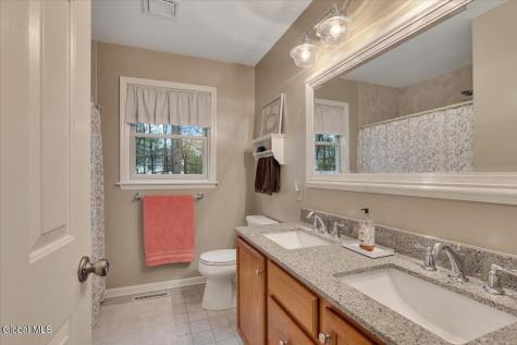 7008 Kevin Lane Schenectady NY 12303