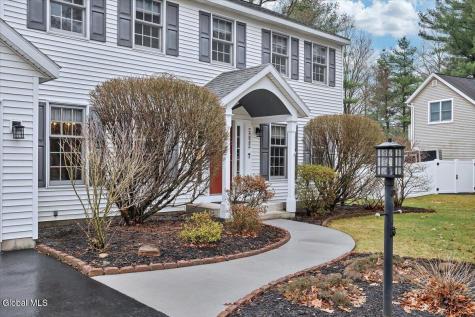 7008 Kevin Lane Schenectady NY 12303