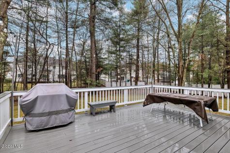 7008 Kevin Lane Schenectady NY 12303