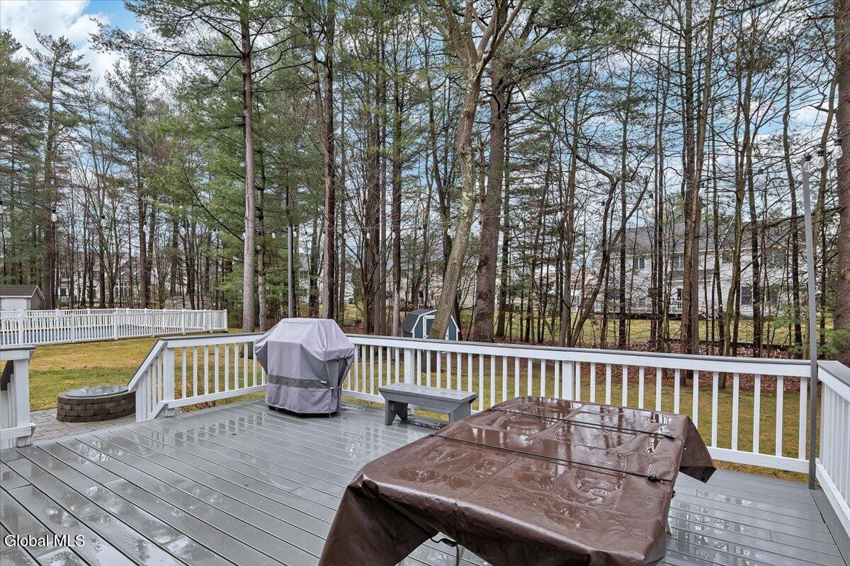 7008 Kevin Lane Schenectady NY 12303