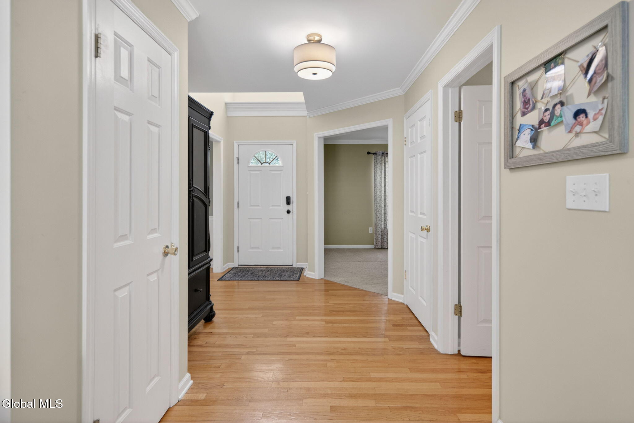 8 Donswood Court Clifton Park NY 12065