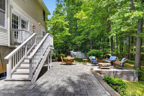 8 Donswood Court Clifton Park NY 12065