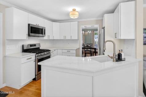 8 Donswood Court Clifton Park NY 12065
