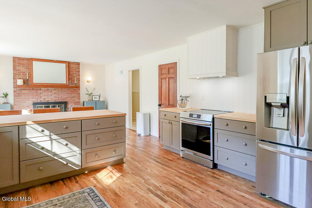 46 Hawthorne Drive Valatie NY 12184