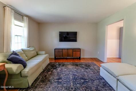 46 Hawthorne Drive Valatie NY 12184