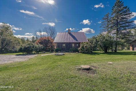 2992 Birchton Road Galway NY 12020
