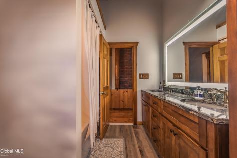 2992 Birchton Road Galway NY 12020