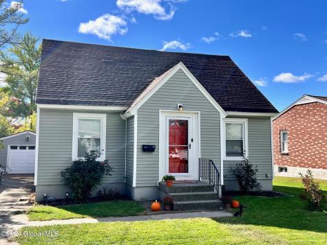 13 New Jersey Avenue Rensselaer NY 12144