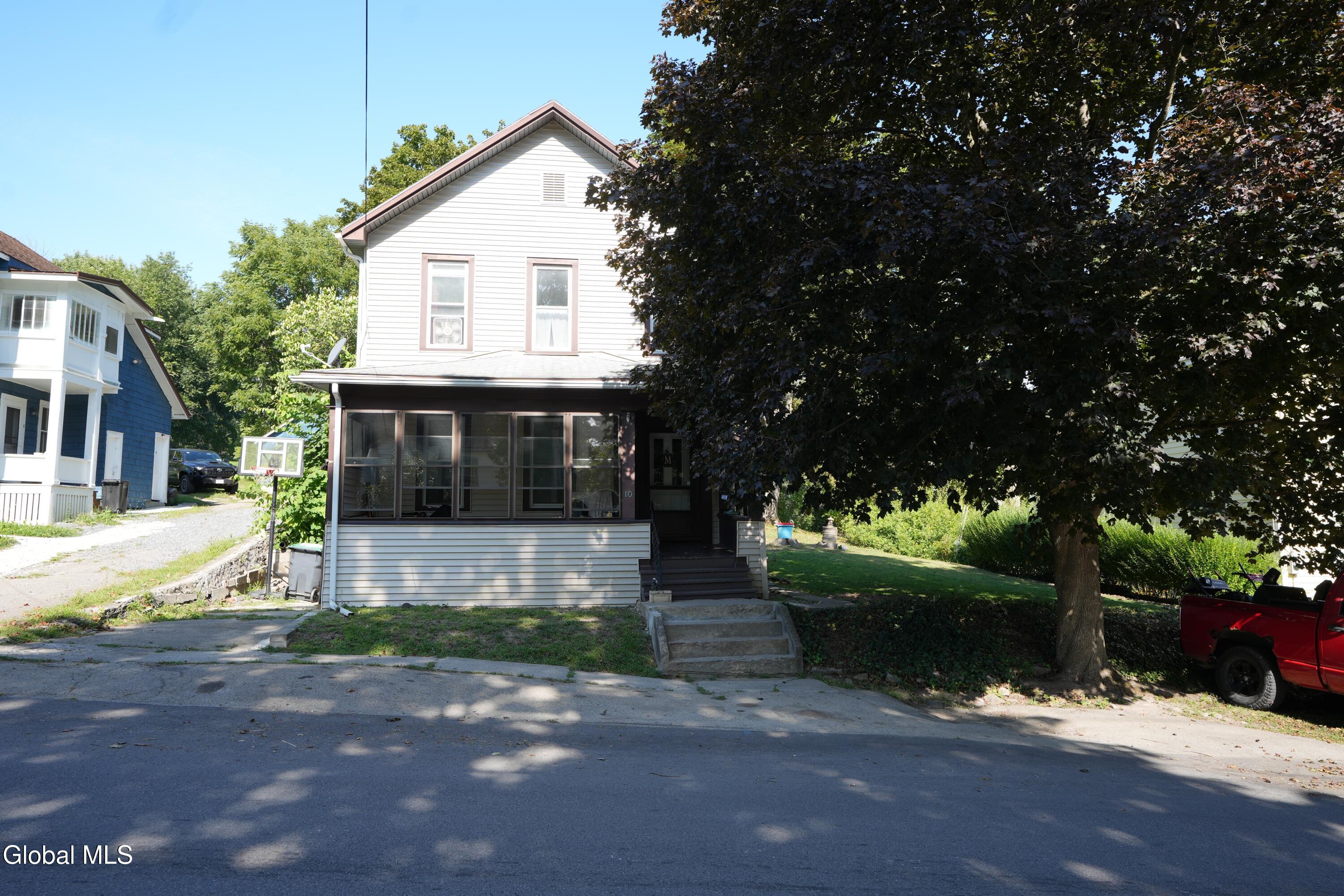 10 Shaper Avenue Canajoharie NY 13317