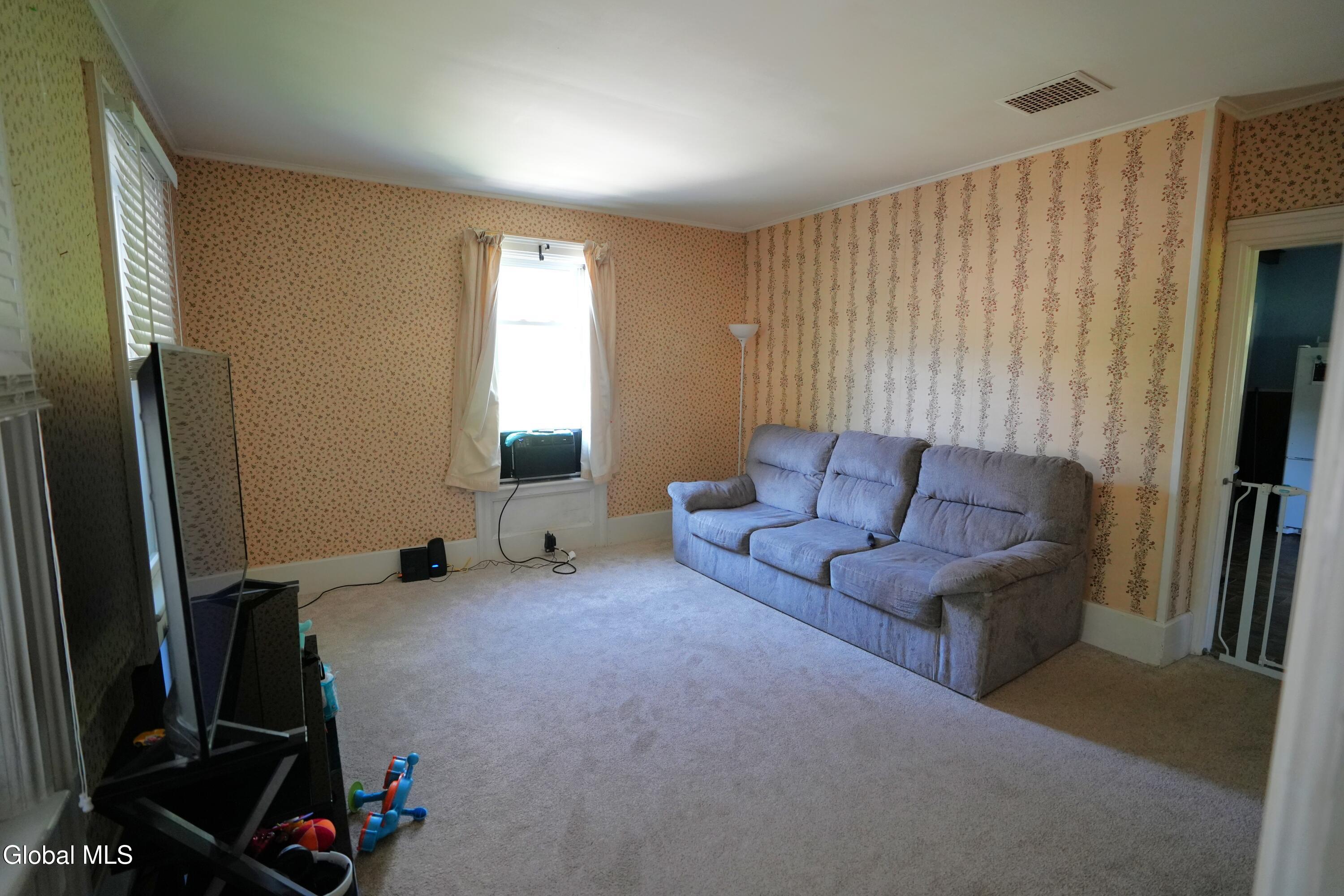 10 Shaper Avenue Canajoharie NY 13317