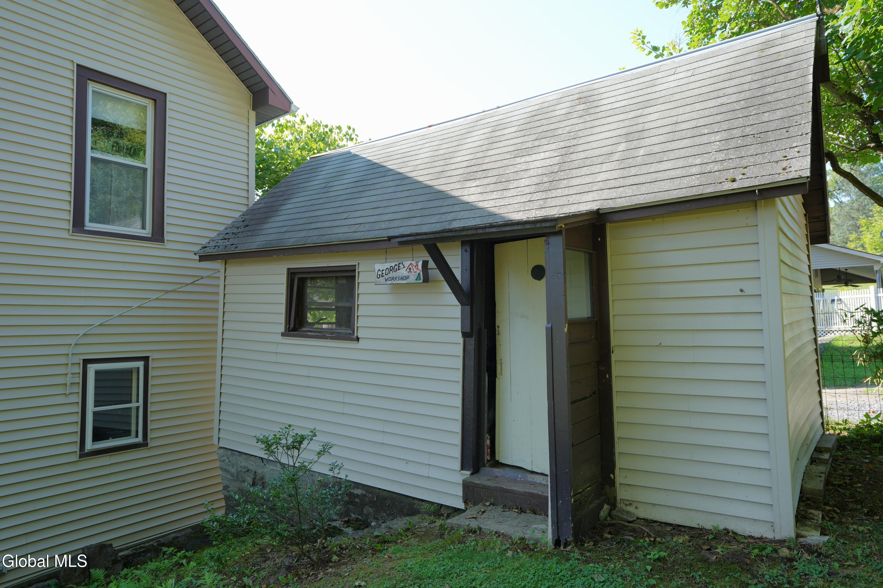 10 Shaper Avenue Canajoharie NY 13317
