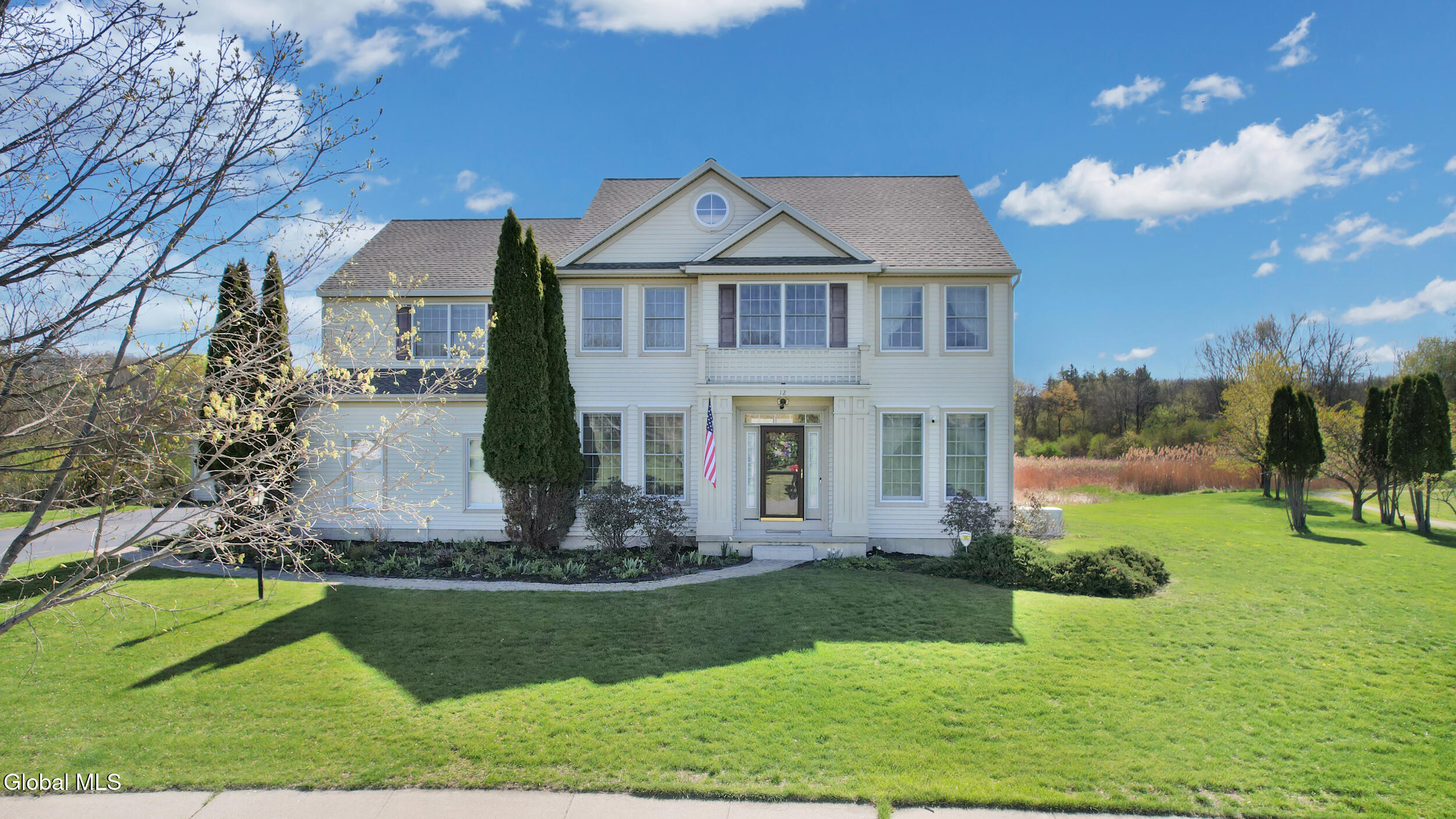 Ballston Lake NY, 12 Magnolia Way