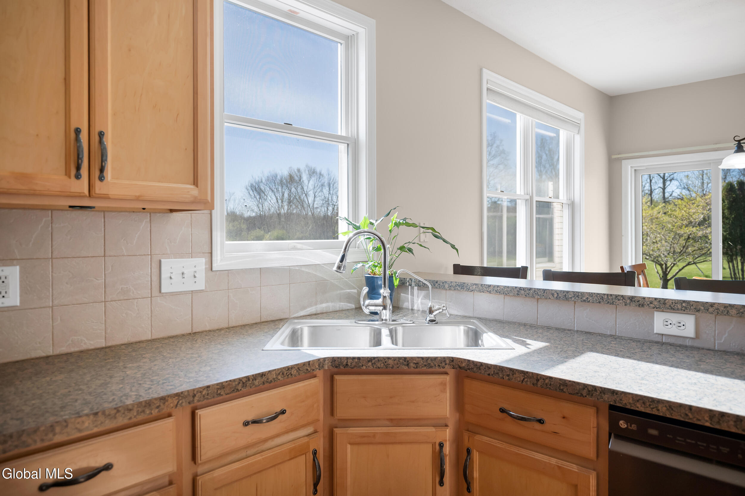 12 Magnolia Way Ballston Lake NY 12019