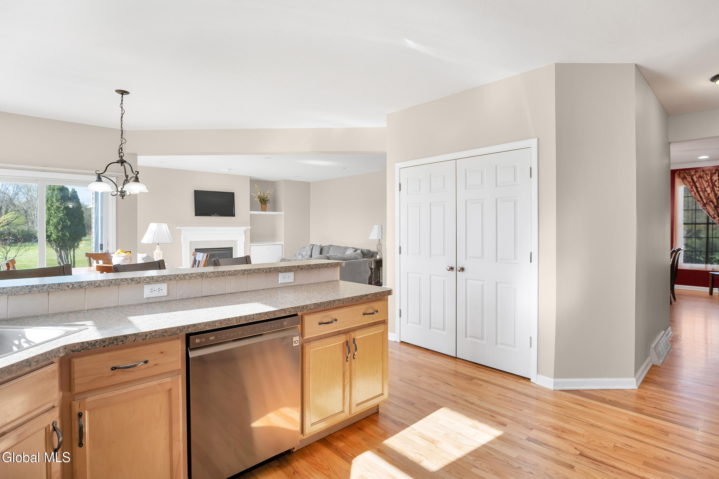 12 Magnolia Way Ballston Lake NY 12019