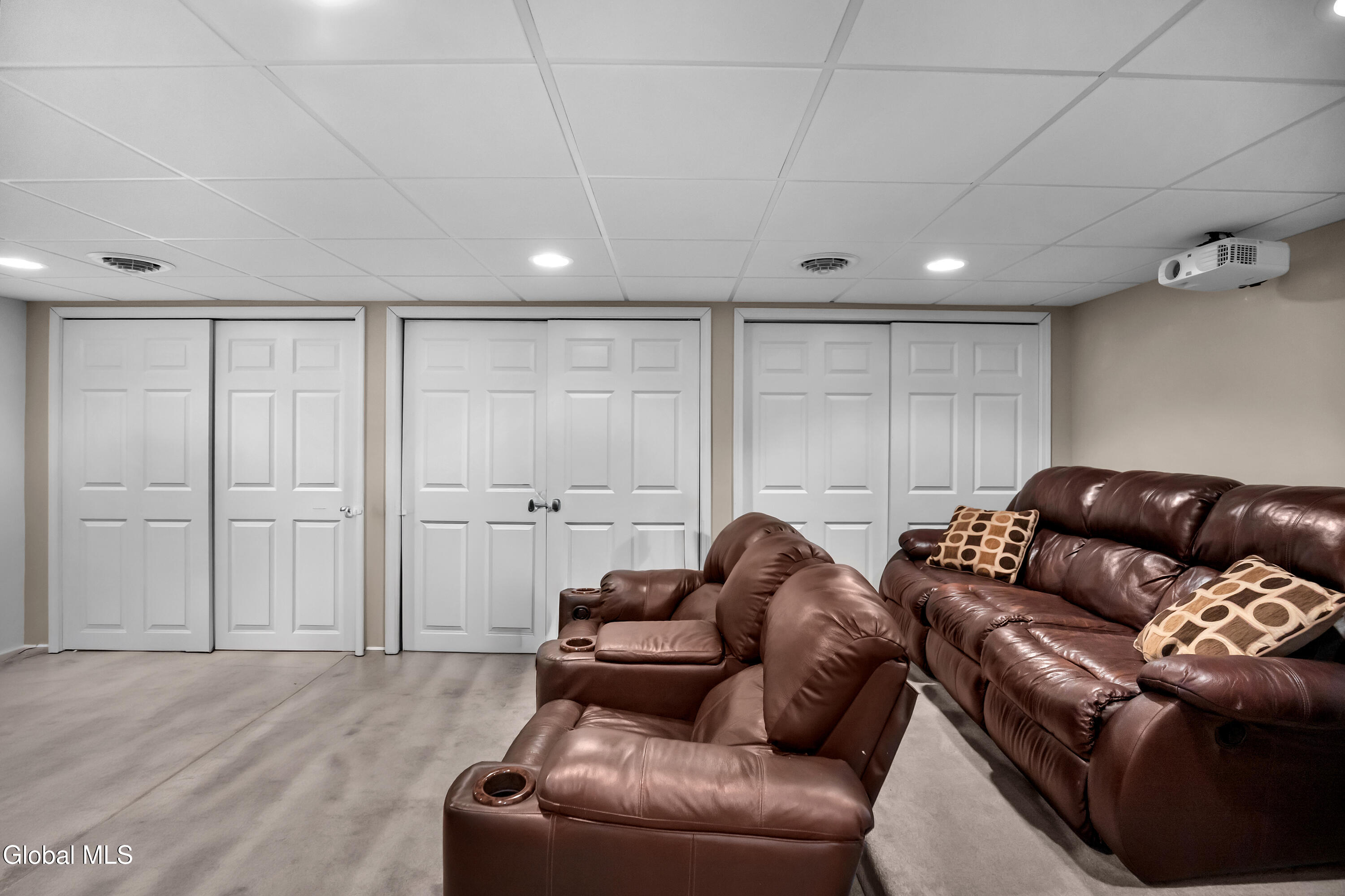 12 Magnolia Way Ballston Lake NY 12019