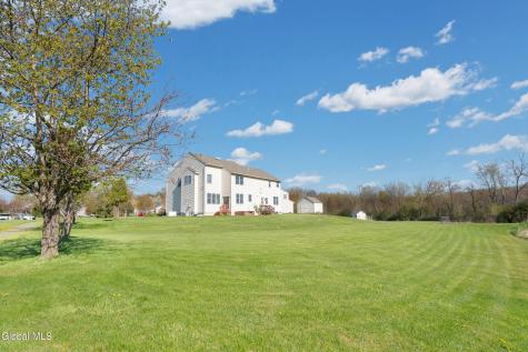12 Magnolia Way Ballston Lake NY 12019