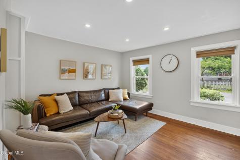 24 Diamond Place Saratoga Springs NY 12866