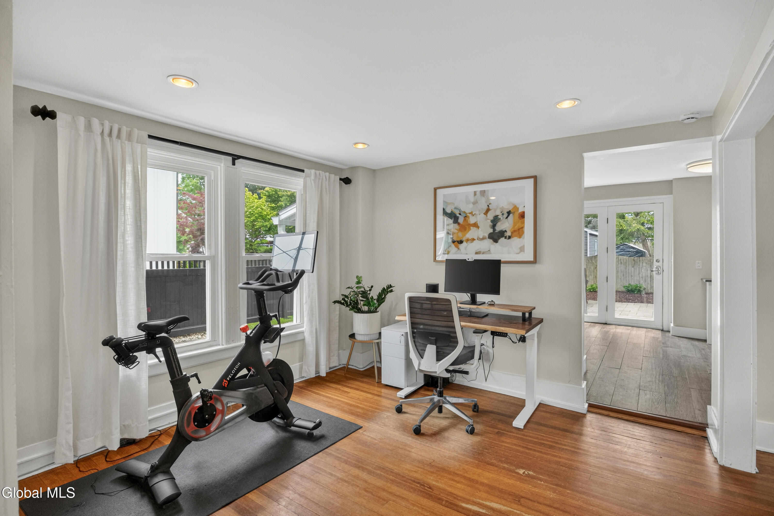 24 Diamond Place Saratoga Springs NY 12866
