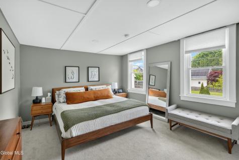 24 Diamond Place Saratoga Springs NY 12866