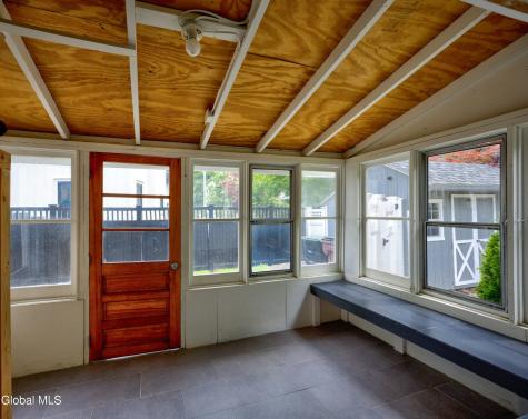 24 Diamond Place Saratoga Springs NY 12866