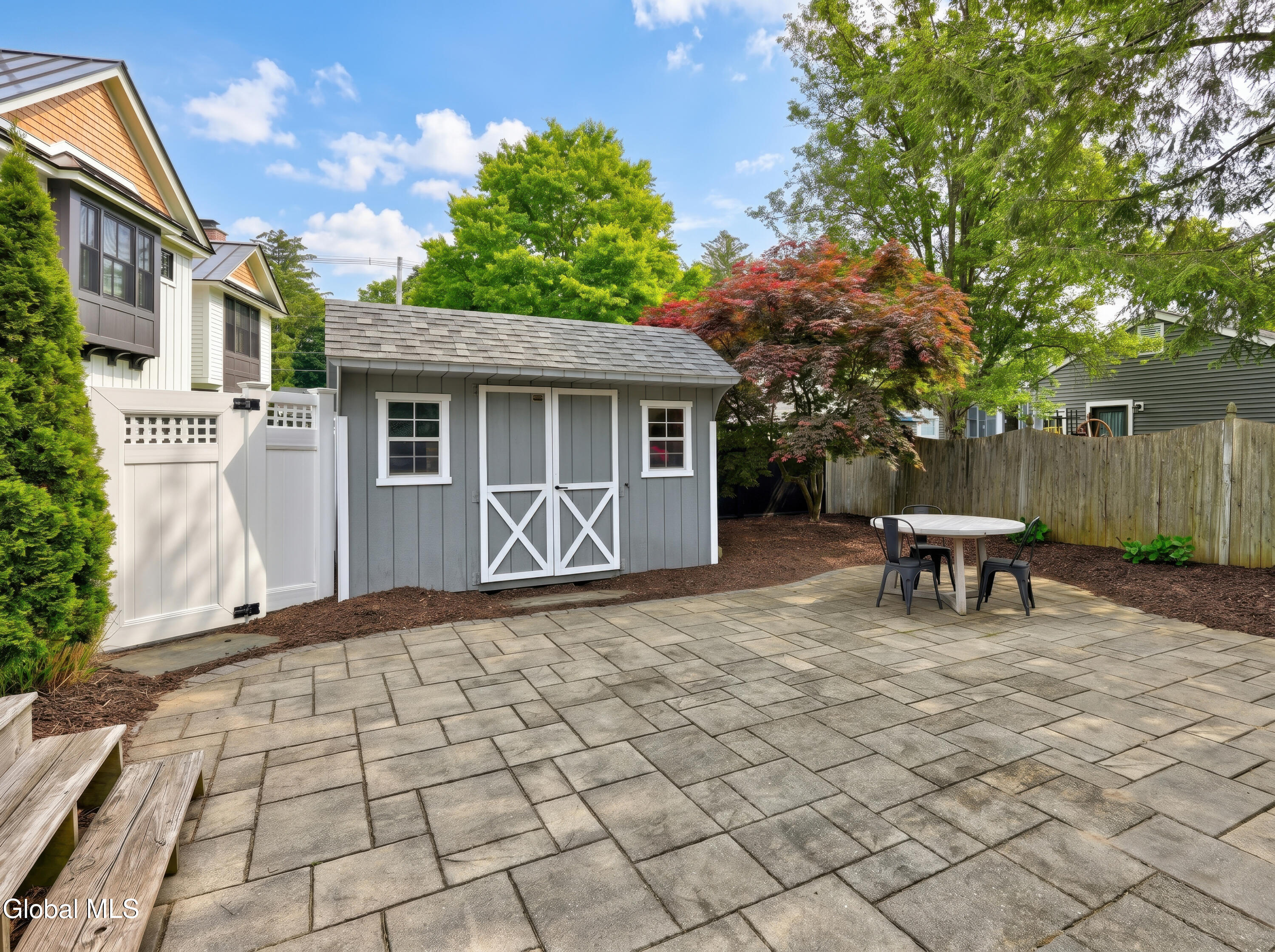 24 Diamond Place Saratoga Springs NY 12866