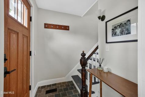 24 Diamond Place Saratoga Springs NY 12866