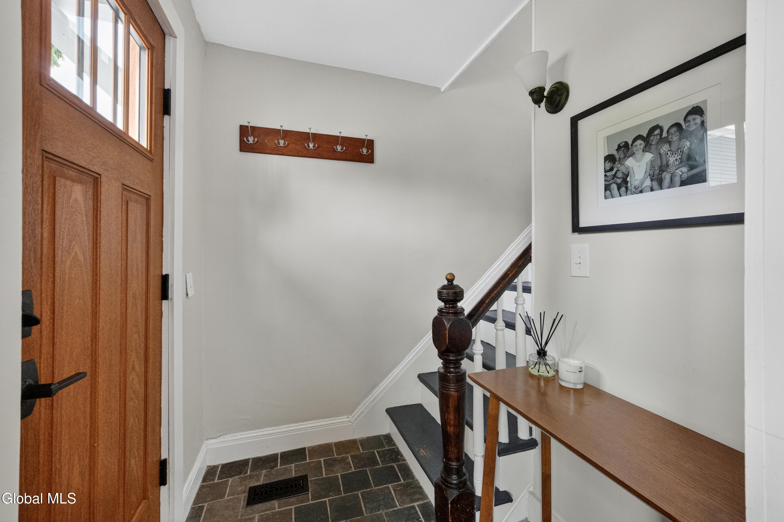 24 Diamond Place Saratoga Springs NY 12866