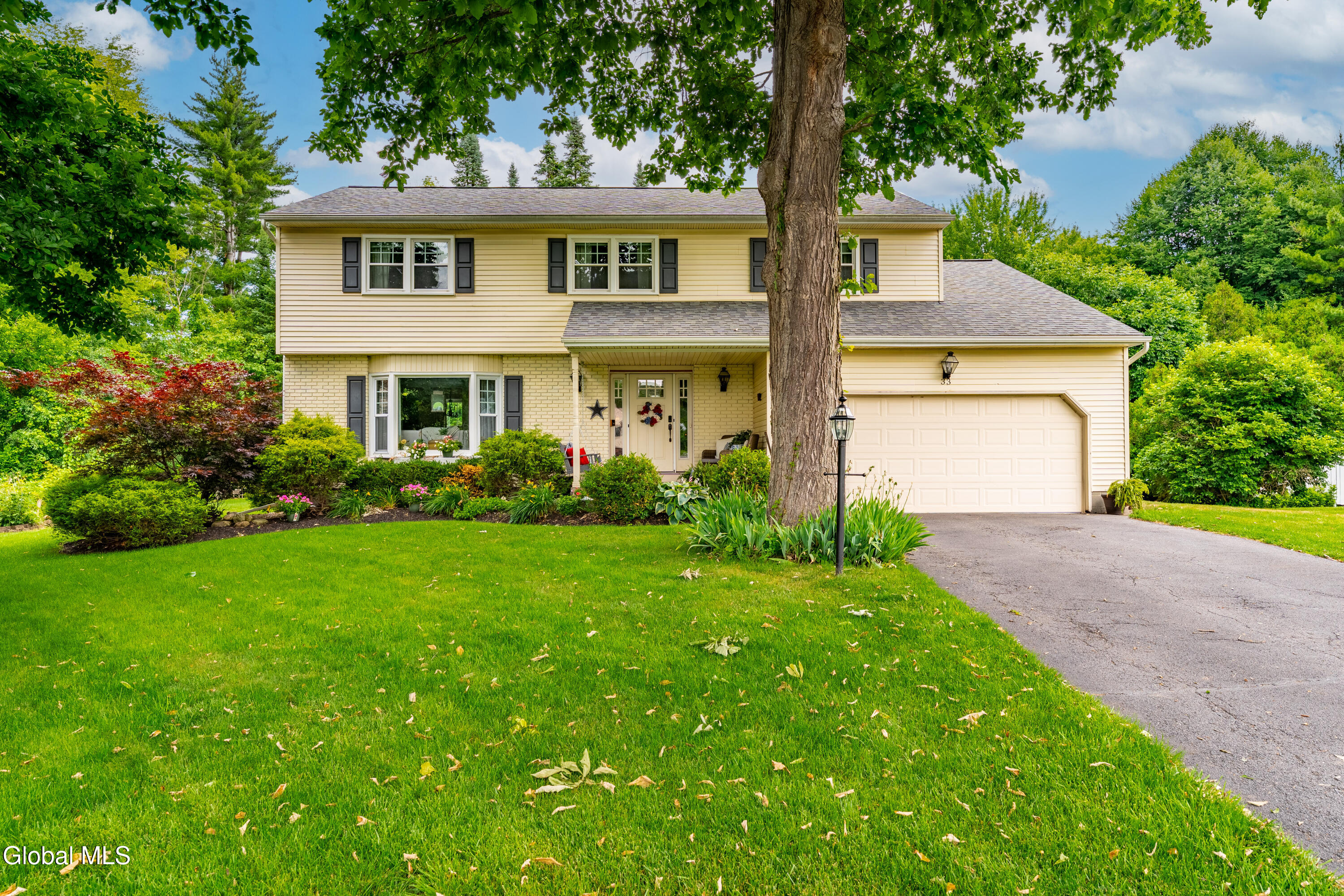 33 Sheffield Drive Delmar NY 12054