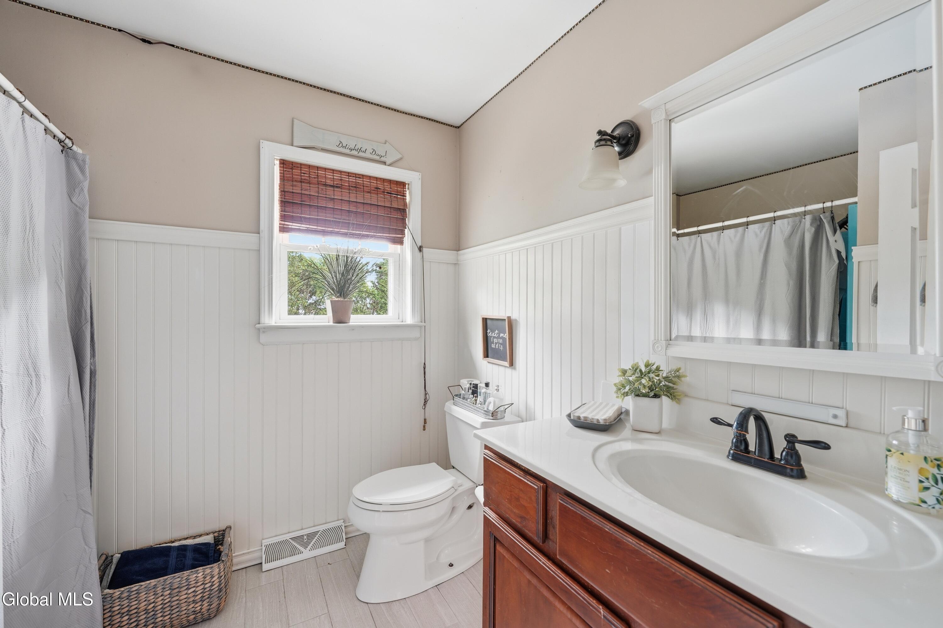 33 Sheffield Drive Delmar NY 12054