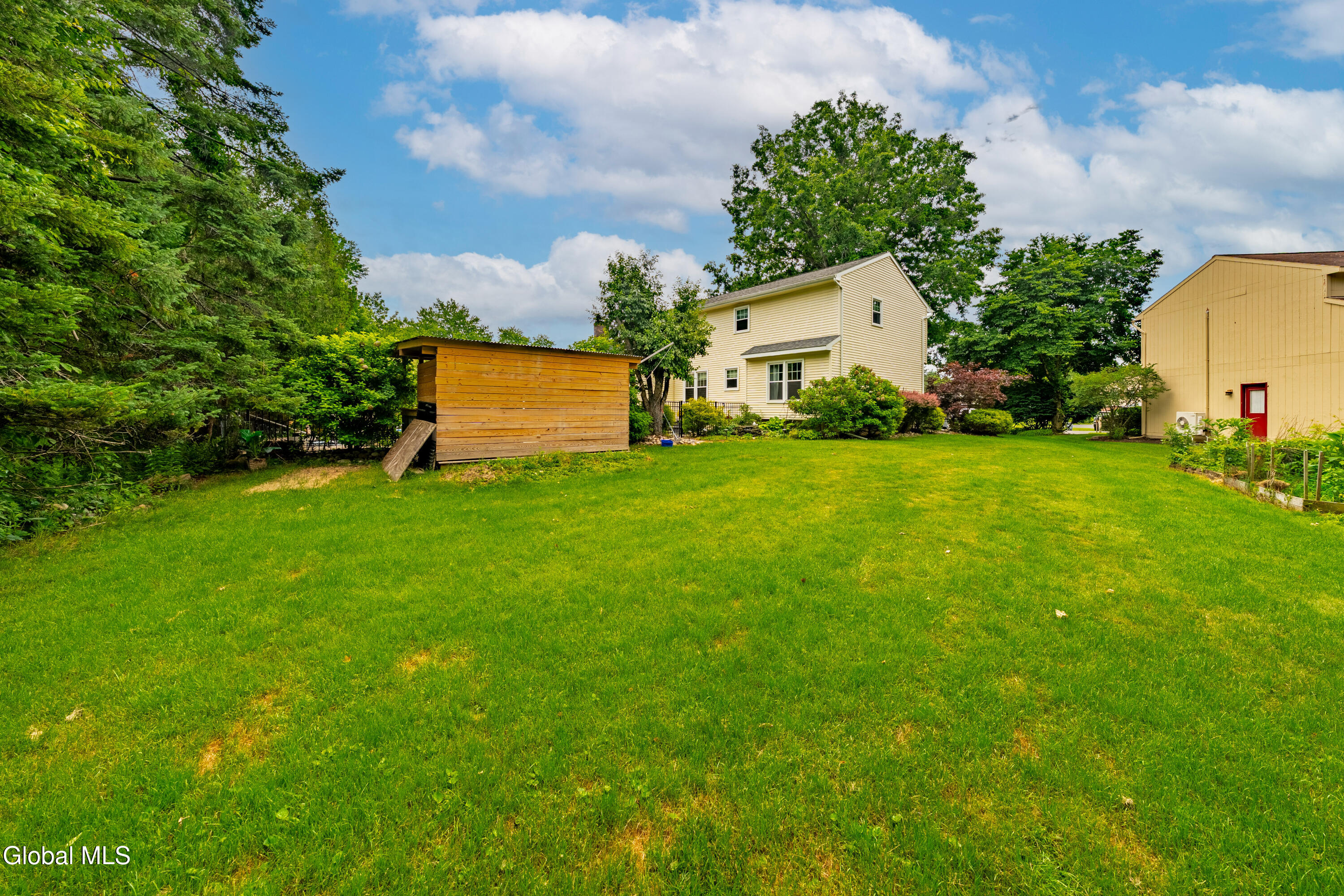 33 Sheffield Drive Delmar NY 12054