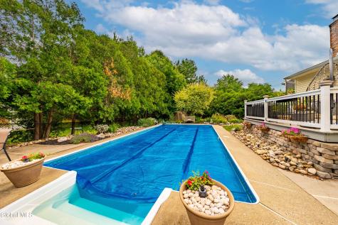 33 Sheffield Drive Delmar NY 12054